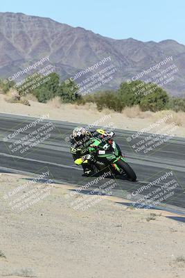 media/Dec-04-2025-Racers Edge (Thu) [[5ebc9f124d]]/3-B Group/7-Session 4 (Turn 10 Inside)/